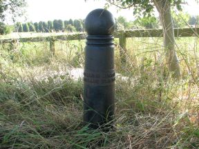 Greenwich Meridian Marker; England; Hertfordshire; Near Buntingford